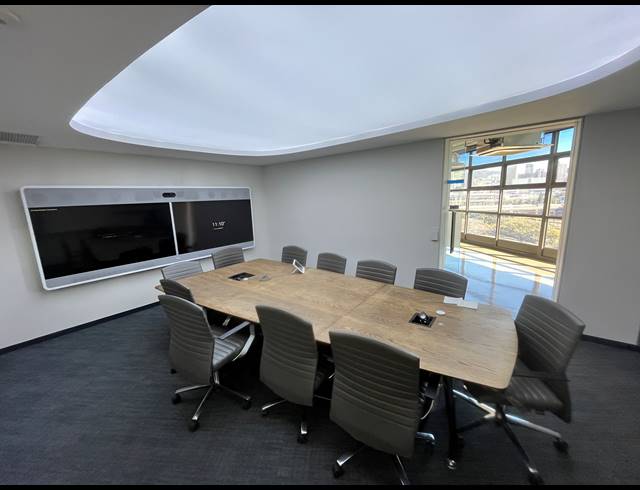 703M² OFFICE TO LET IN WOODSTOCK